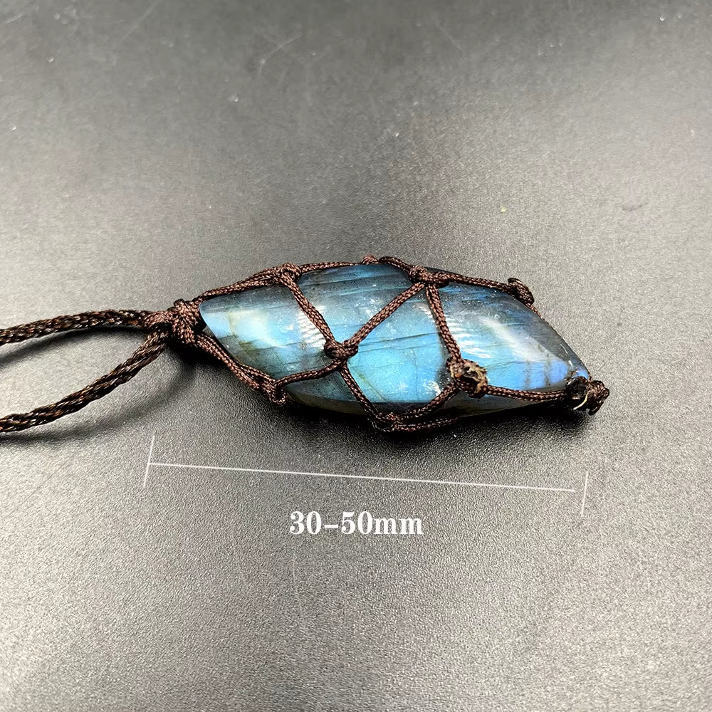 Labradorit-, Mondstein- & Sonnenstein-Anhänger – Naturstein-Schmuck für spirituelle Meditation & Divination, Halskette