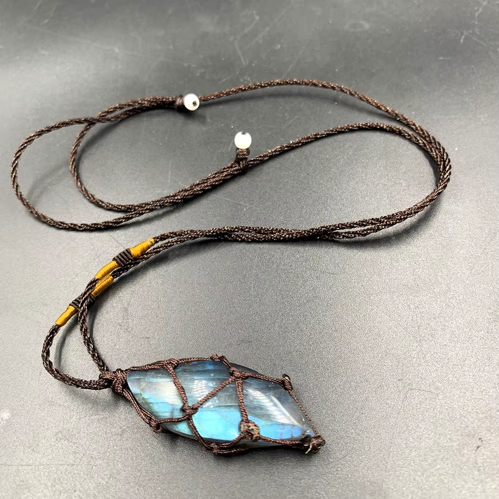 Labradorit-, Mondstein- & Sonnenstein-Anhänger – Naturstein-Schmuck für spirituelle Meditation & Divination, Halskette