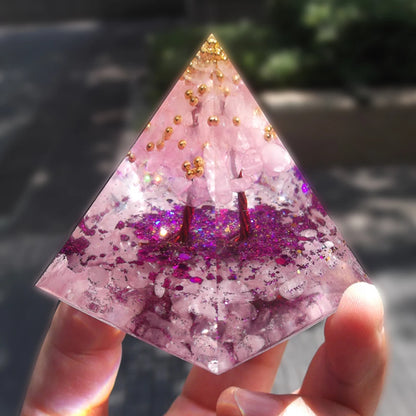 Orgonit Pyramide – Amethyst & Peridot Kristalle, Energie-Generator für Meditation, Reiki, Chakra-Heilung & Schutz