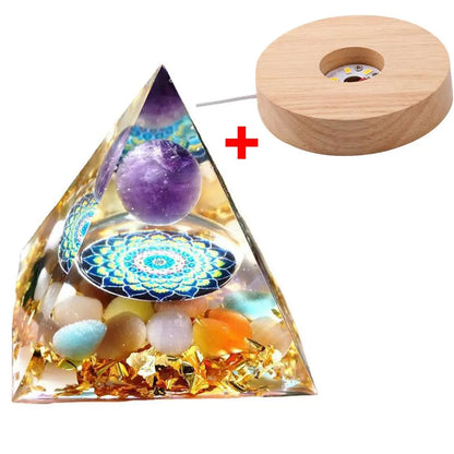 Orgonit Pyramide – Amethyst & Peridot Kristalle, Energie-Generator für Meditation, Reiki, Chakra-Heilung & Schutz